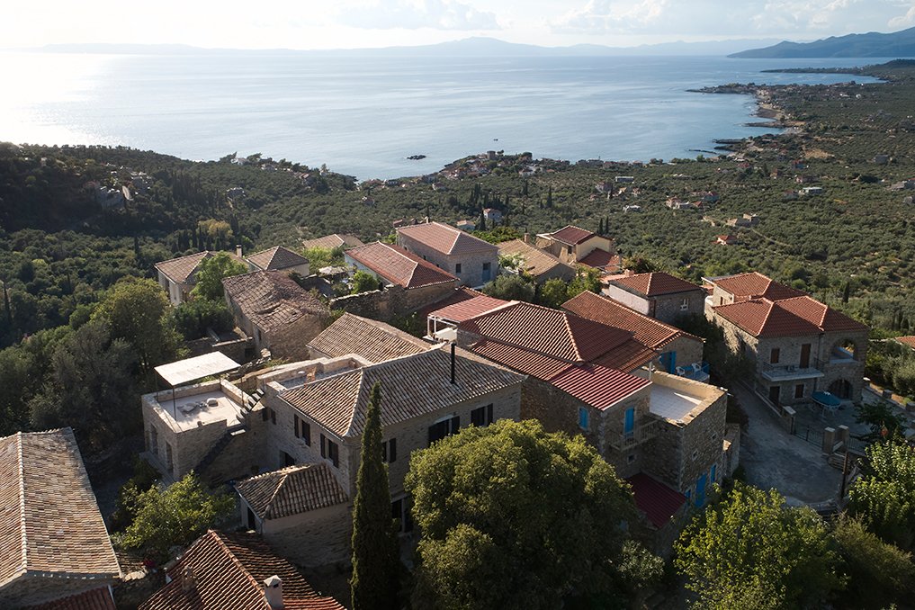 Eleni on Parapolitika 90.1: Life and Architecture in Mani